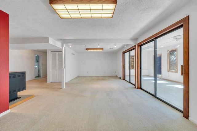 103 Twin Cove TRL, Moneta, VA 24121