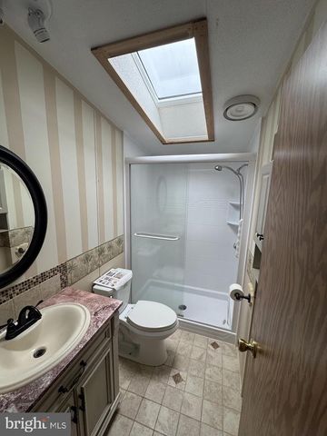 5 TARA DR, Browns Mills, NJ 08015