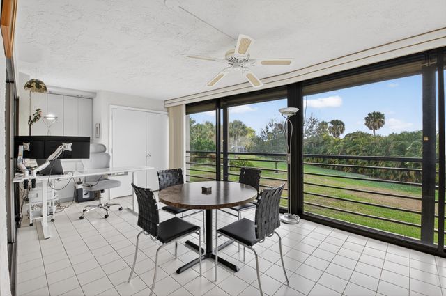 9260 SW 14th Street 2207, Boca Raton, FL 33428