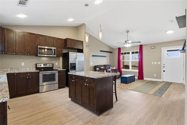 274 Moss Overlook Road, Dawsonville, GA 30534