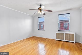 1936 S SARTAIN ST, Philadelphia, PA 19148