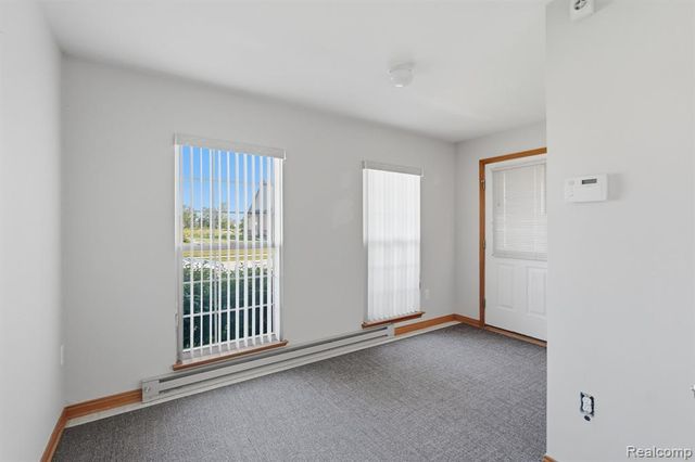 28712 Sheffield Court, New Baltimore, MI 48047