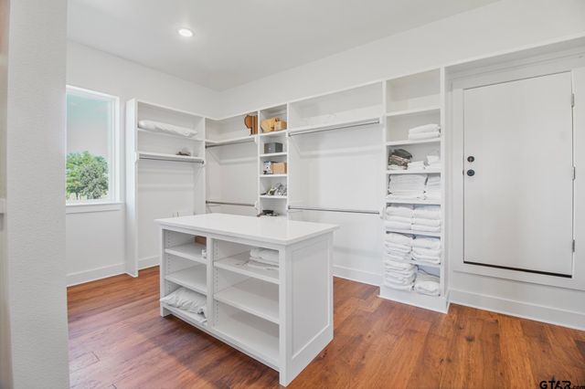 22240 Mallards Cove Ct, Bullard, TX 75757