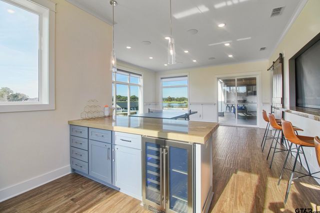 22240 Mallards Cove Ct, Bullard, TX 75757