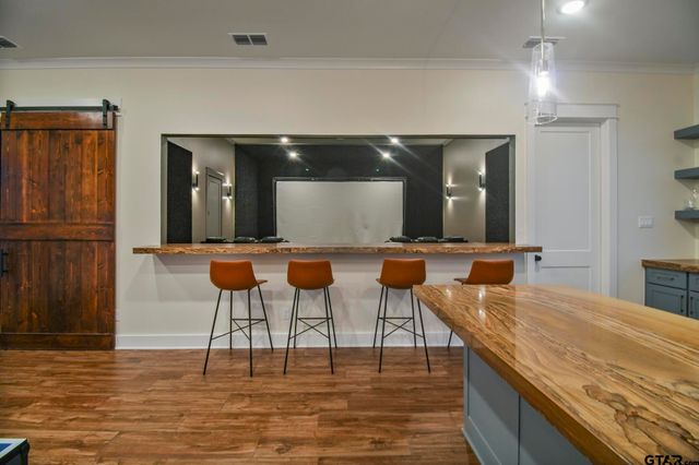 22240 Mallards Cove Ct, Bullard, TX 75757