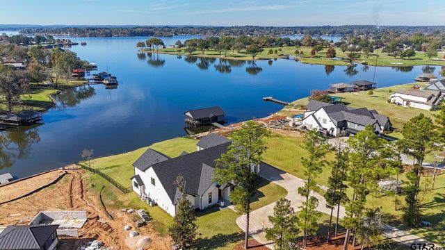 22240 Mallards Cove Ct, Bullard, TX 75757