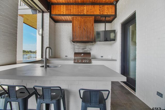 22240 Mallards Cove Ct, Bullard, TX 75757