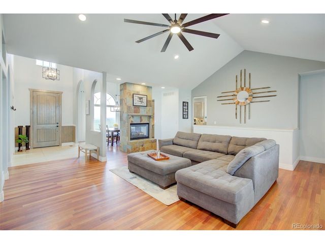 625 Coyote Trl, Elizabeth, CO 80107