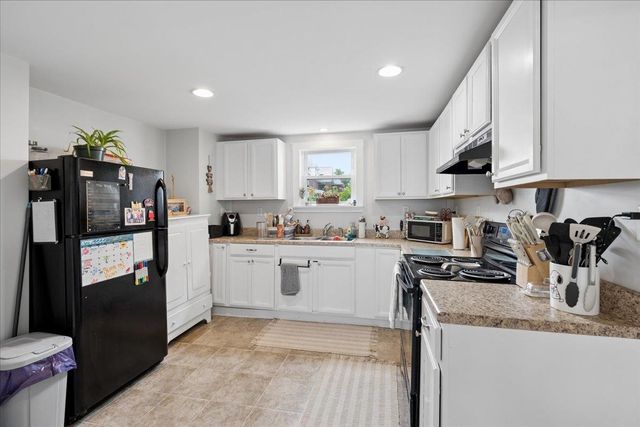 44 N Spring Street, Concord, NH 03301