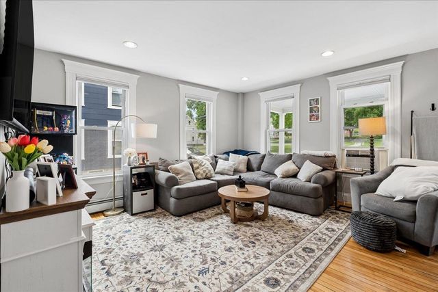 44 N Spring Street, Concord, NH 03301