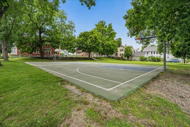 44 N Spring Street, Concord, NH 03301
