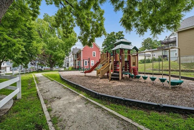 44 N Spring Street, Concord, NH 03301