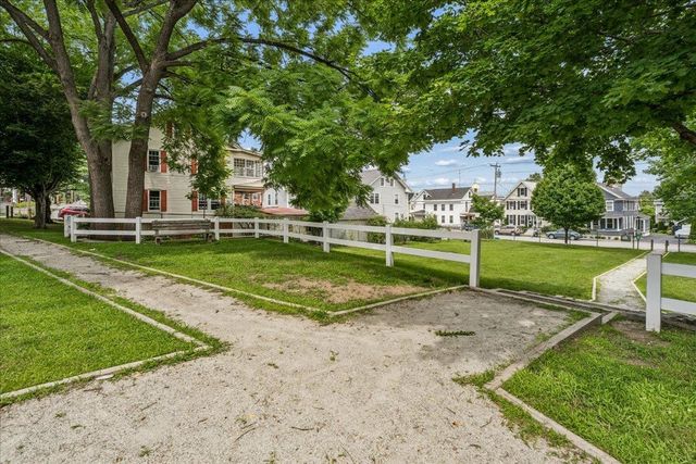 44 N Spring Street, Concord, NH 03301
