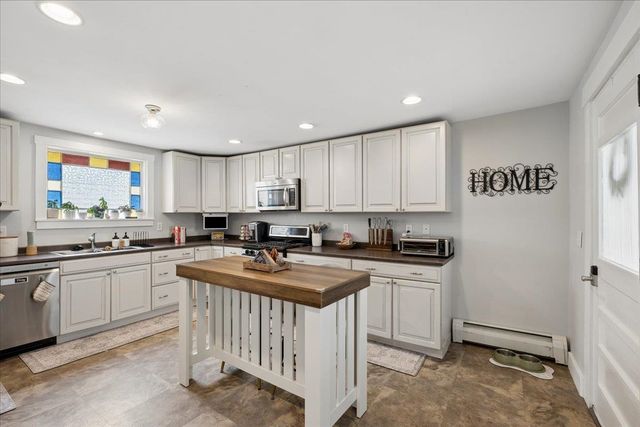 44 N Spring Street, Concord, NH 03301