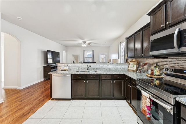 180 Kennedy Drive, Venus, TX 76084