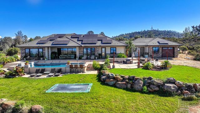 5110 Broken Bow Ln, Rescue, CA 95672