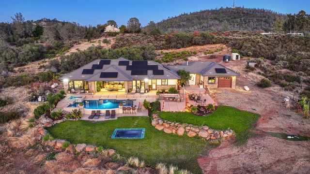 5110 Broken Bow Ln, Rescue, CA 95672
