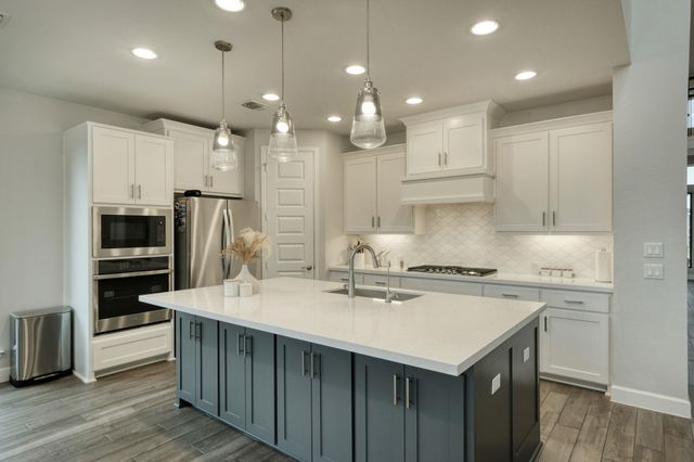 1401 Mulberry Oak LN, Georgetown, TX 78628