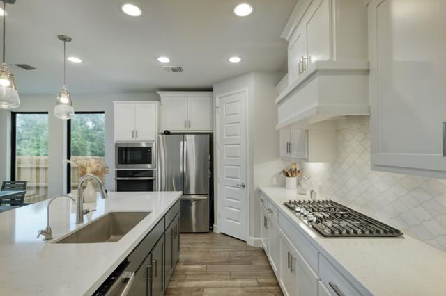 1401 Mulberry Oak LN, Georgetown, TX 78628