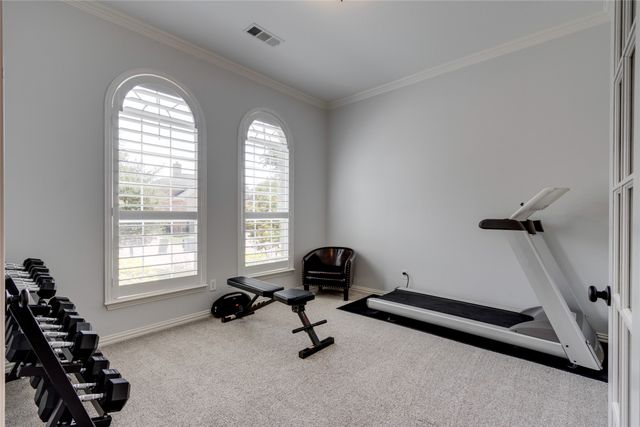 1237 Burnett Drive, Lantana, TX 76226