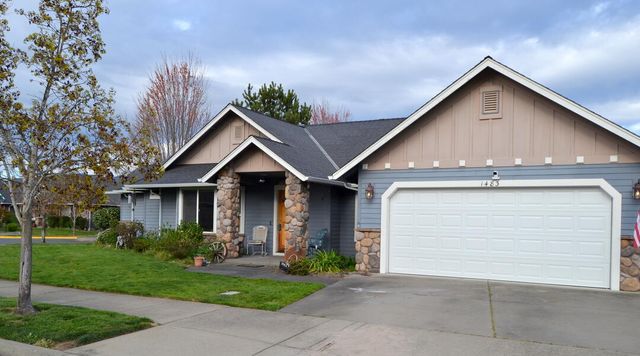 1483 SW David Drive, Grants Pass, OR 97527