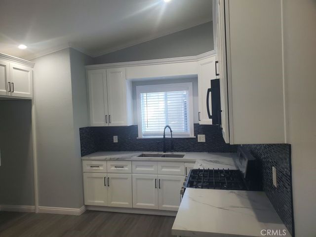 125 E Alondra, Compton, CA 90220