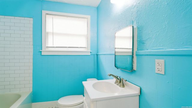 631 W MAGNOLIA AVE, San Antonio, TX 78212