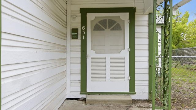 631 W MAGNOLIA AVE, San Antonio, TX 78212