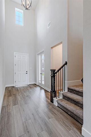 145 Peninsula Point Drive, Montgomery, TX 77356