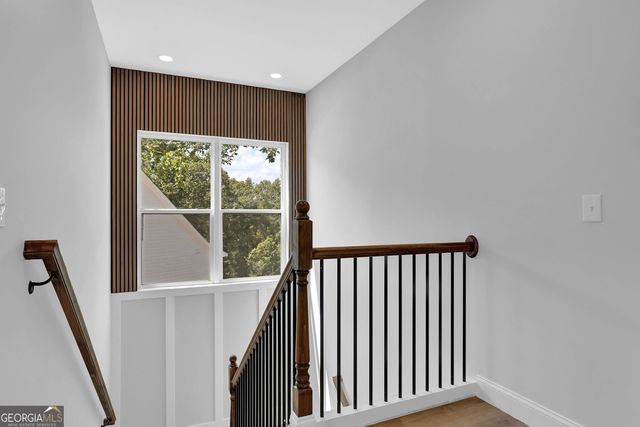 5719 Calm Valley Point, Flowery Branch, GA 30542