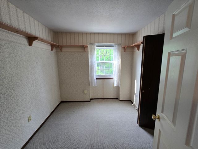3971 STELLAR Drive, Erie, PA 16506