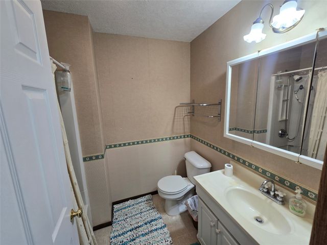 3971 STELLAR Drive, Erie, PA 16506
