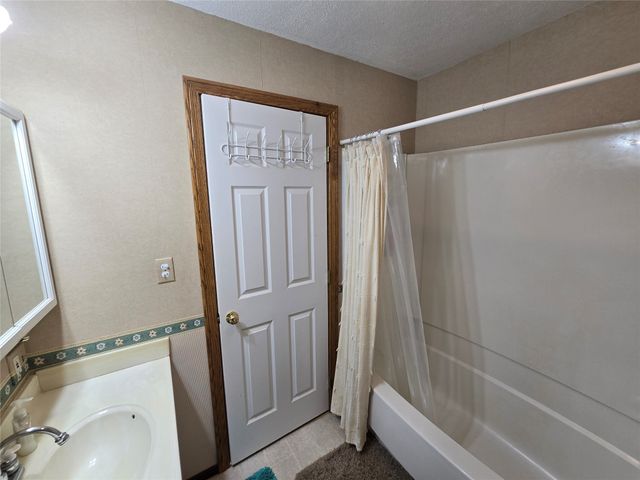 3971 STELLAR Drive, Erie, PA 16506
