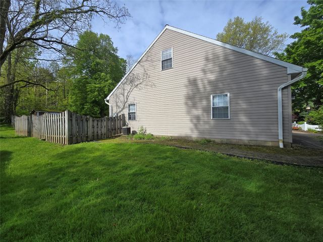 3971 STELLAR Drive, Erie, PA 16506