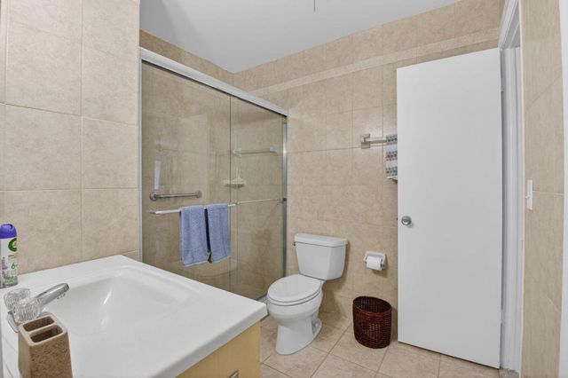 8633 Chevy Chase Drive, Boca Raton, FL 33433