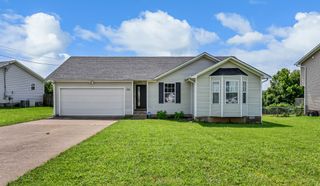 707 Shetland Dr, Oak Grove, KY 42262