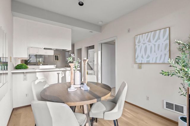 929 E El Camino Real 223F, Sunnyvale, CA 94087