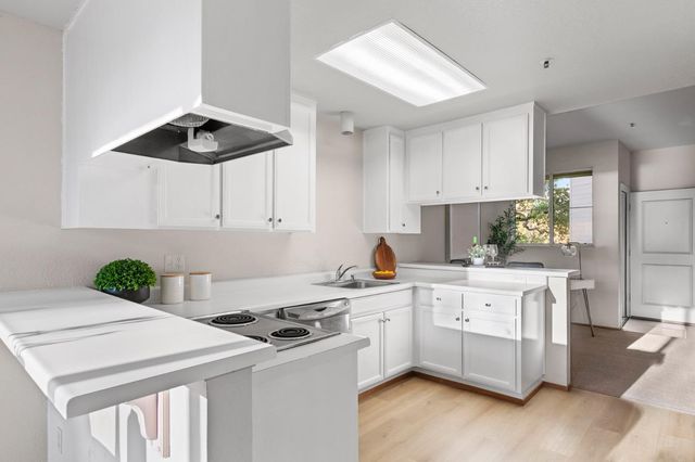 929 E El Camino Real 223F, Sunnyvale, CA 94087