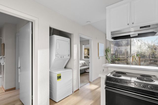 929 E El Camino Real 223F, Sunnyvale, CA 94087