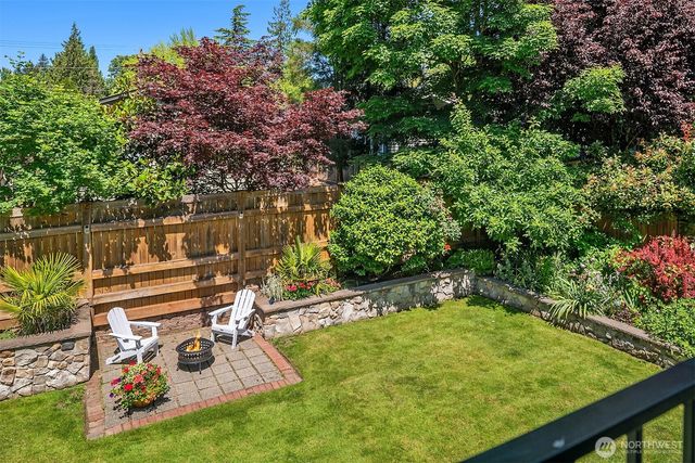 524 7th Ave, Kirkland, WA 98033