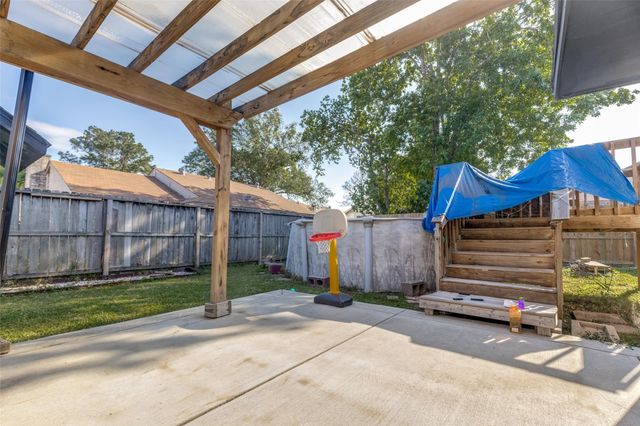 1127 Gentle Bend Drive, Missouri City, TX 77489