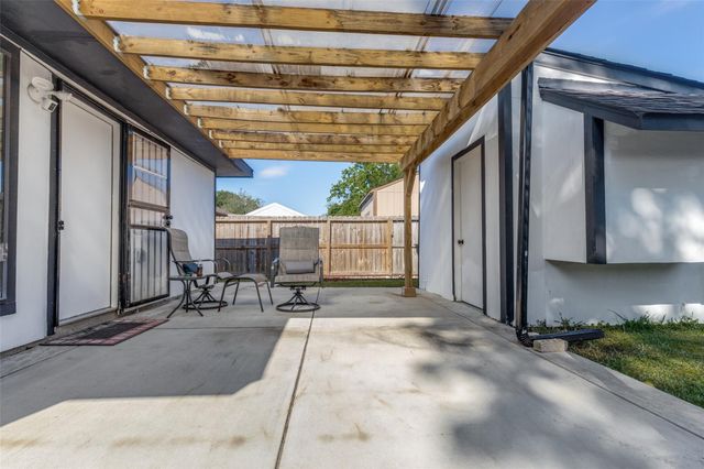 1127 Gentle Bend Drive, Missouri City, TX 77489