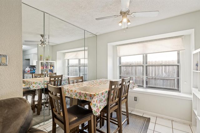 1127 Gentle Bend Drive, Missouri City, TX 77489