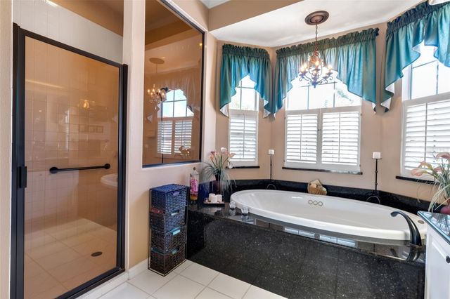 1076 RUISDAEL CIRCLE, Nokomis, FL 34275