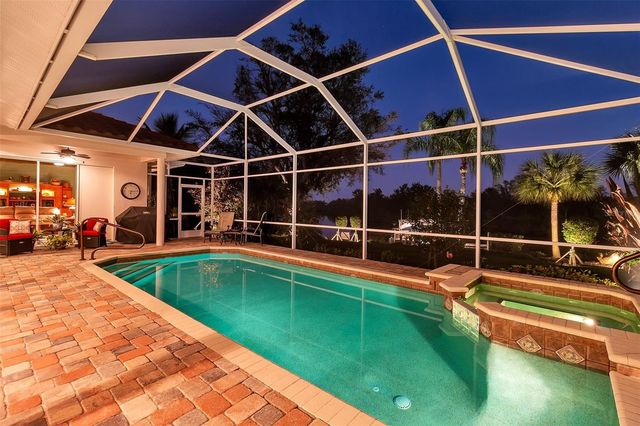1076 RUISDAEL CIRCLE, Nokomis, FL 34275