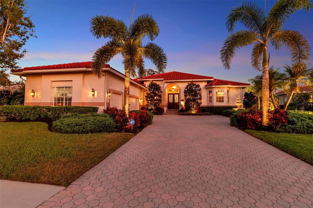 1076 RUISDAEL CIRCLE, Nokomis, FL 34275