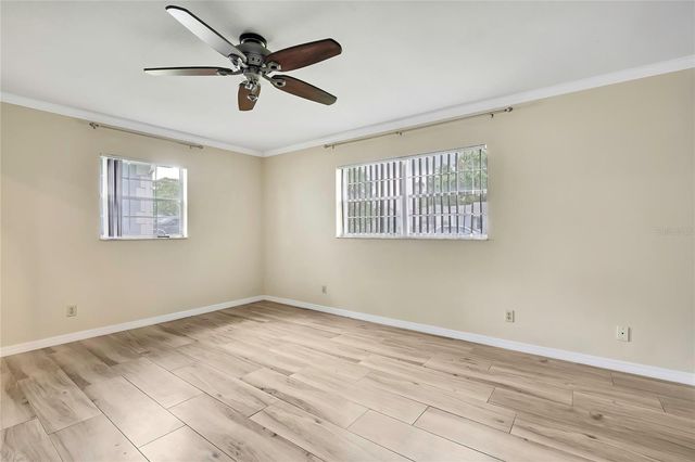 8801 MANOS CIRCLE 8801, New Port Richey, FL 34655