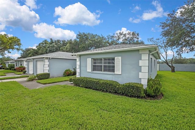 8801 MANOS CIRCLE 8801, New Port Richey, FL 34655