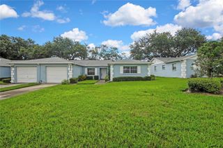 8801 MANOS CIRCLE 8801, New Port Richey, FL 34655