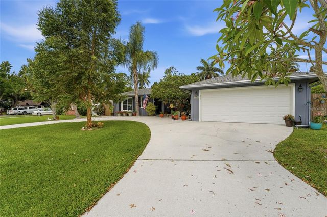 1524 84TH STREET NW, Bradenton, FL 34209